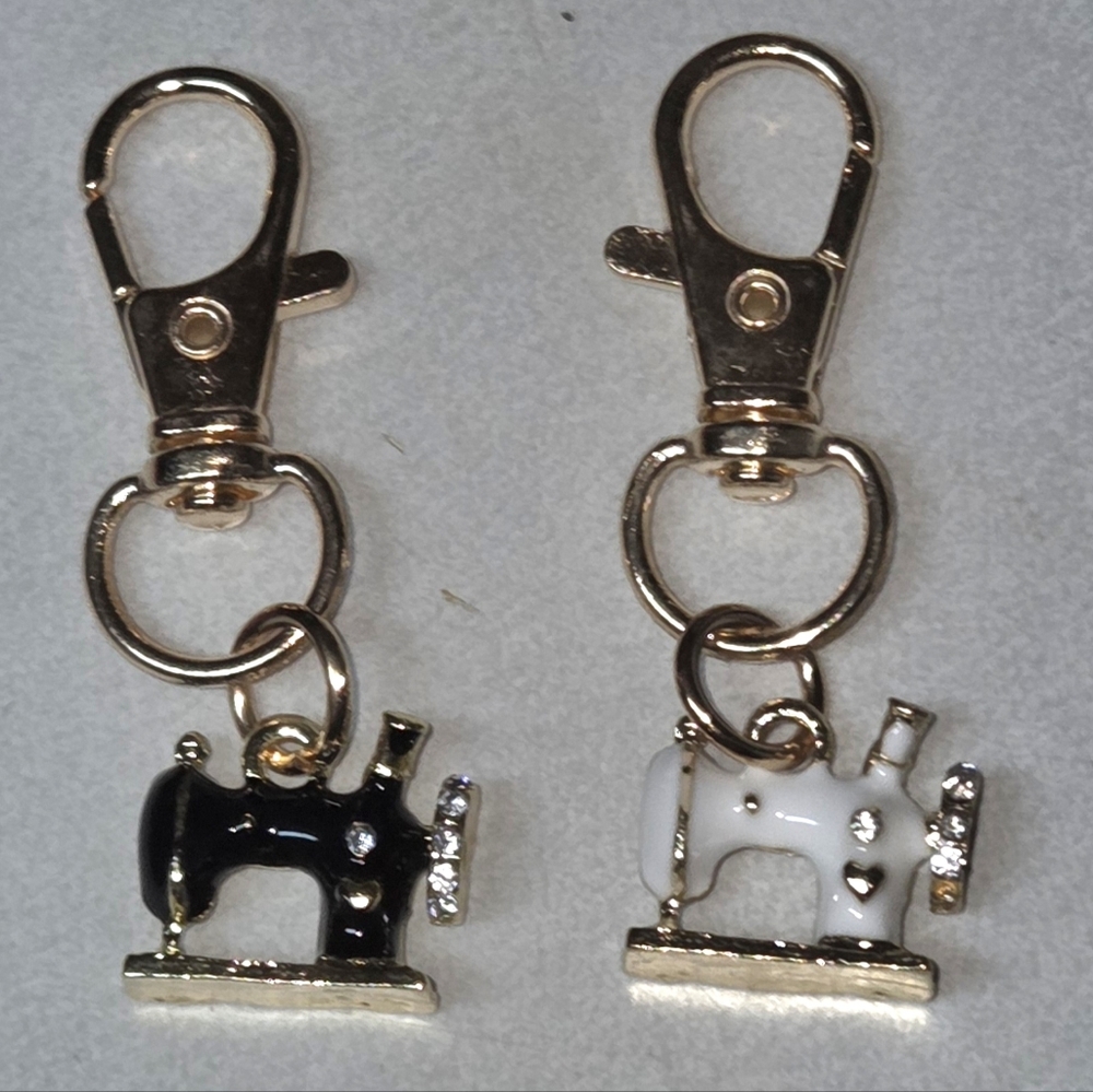 Enamel Metal Novelty Sewing Machine Keychain W Lobster Claw Clasp Rhinestones